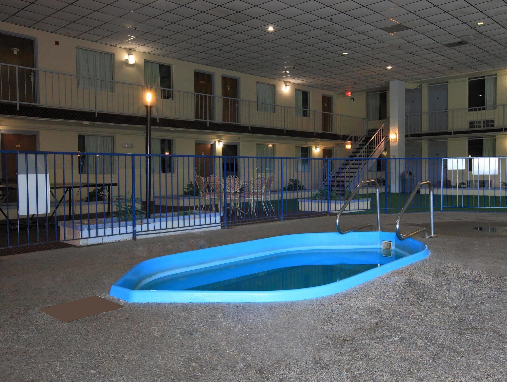 Americas Best Value Inn ניוטון מראה חיצוני תמונה